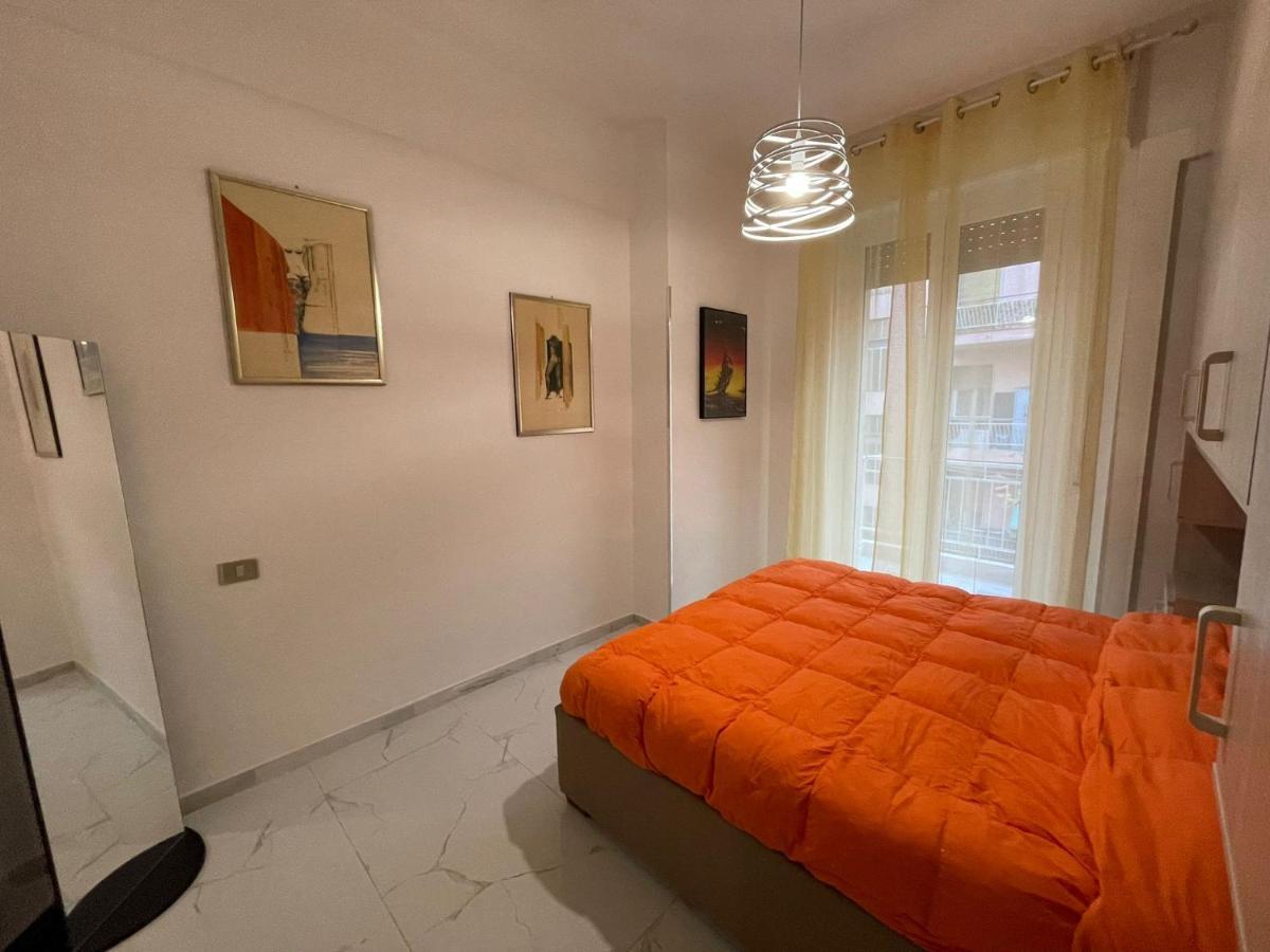 Wh - Dolce Vita - Bilocale - 5 Minuti Dal Centro - Parcheggio Gratuito - Wifi Санремо Экстерьер фото